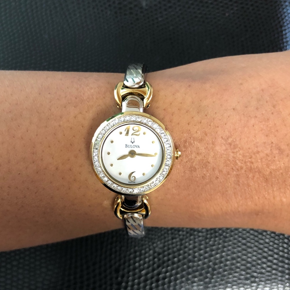 Bulova Watch w/ Interchangeable Bezel